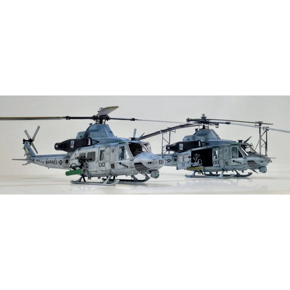 Academy 12138 1/35 USMC UH-1Y Venom - Image 2