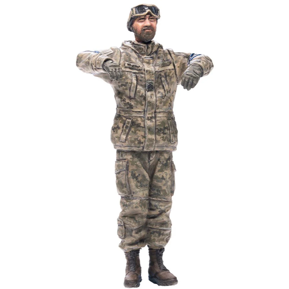 AFV HF772 1/35 Ukrainian YPR-765 PRI.50 APC Crew 4 Figures - Image 4