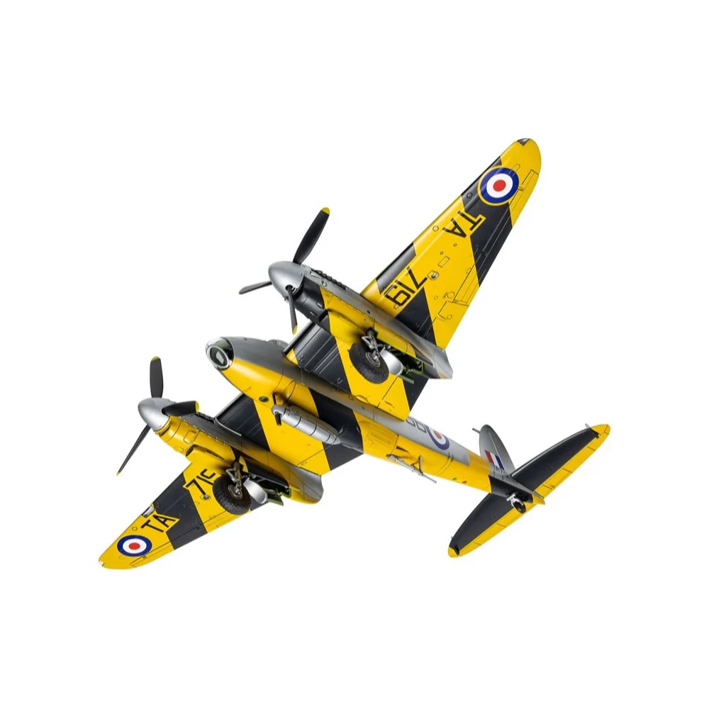 Airfix A04070 1/72 de Havilland Mosquito B.XVI/B.35/TT.35/ - Image 7