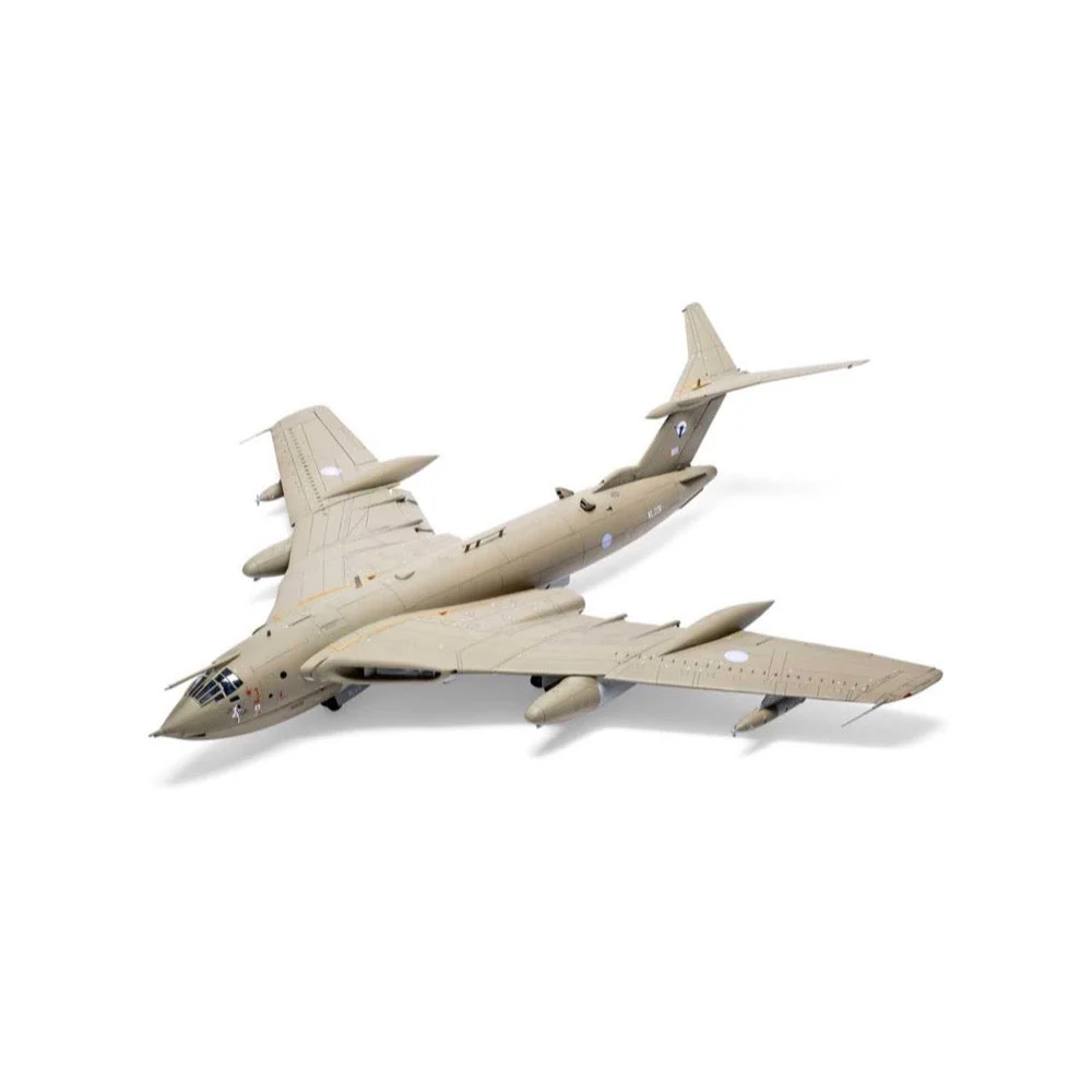 Airfix A12009 1/72 Handley-Page Victor K.2/ SR.2 - Image 2