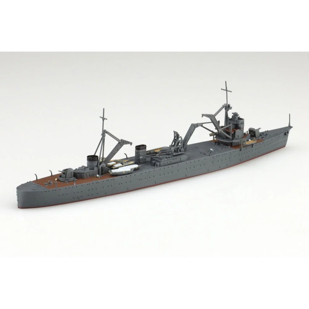 Aoshima 006726 1/700 Japanese Navy Repair Ship Akashi - Image 3