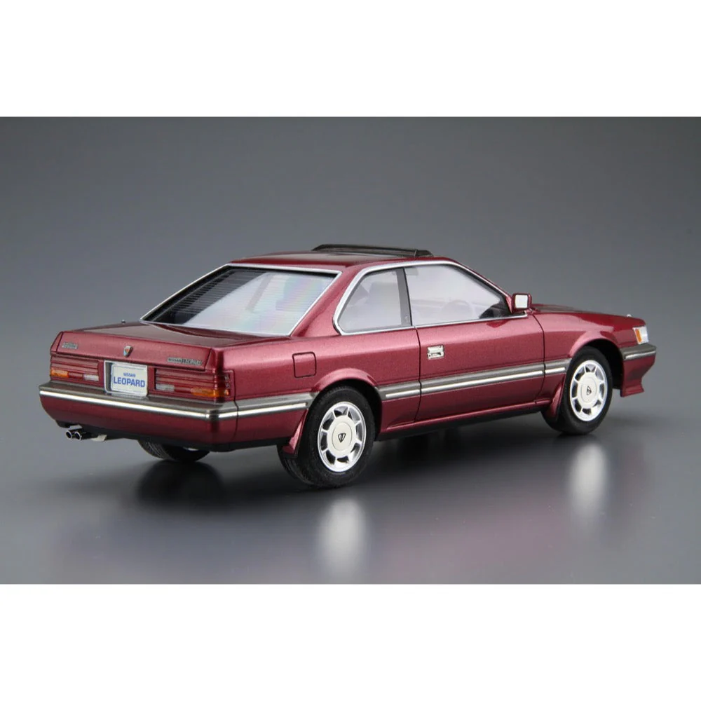Aoshima 020226 1/24 Nissan UF31 Leopard 3.0 Ultima '86 - Image 2