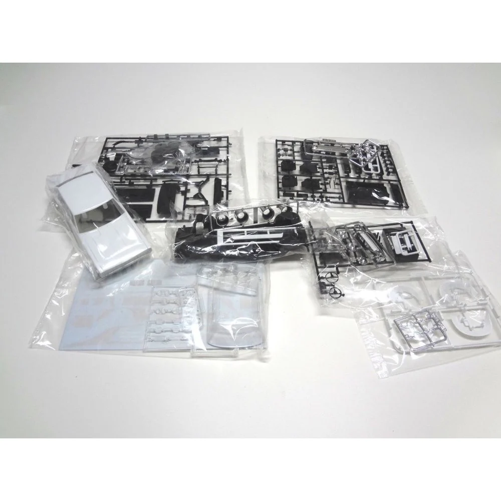 Aoshima 020230 1/24 LB-Works Ken Mary 4-Door - Image 3
