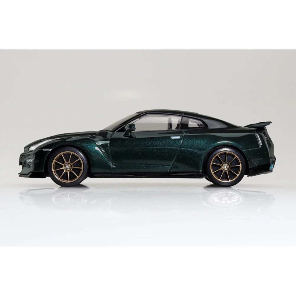 Aoshima A006546 1/32 Snap Nissan R35 Nissan GT-R 2024 (Midnight Purple) - Image 4