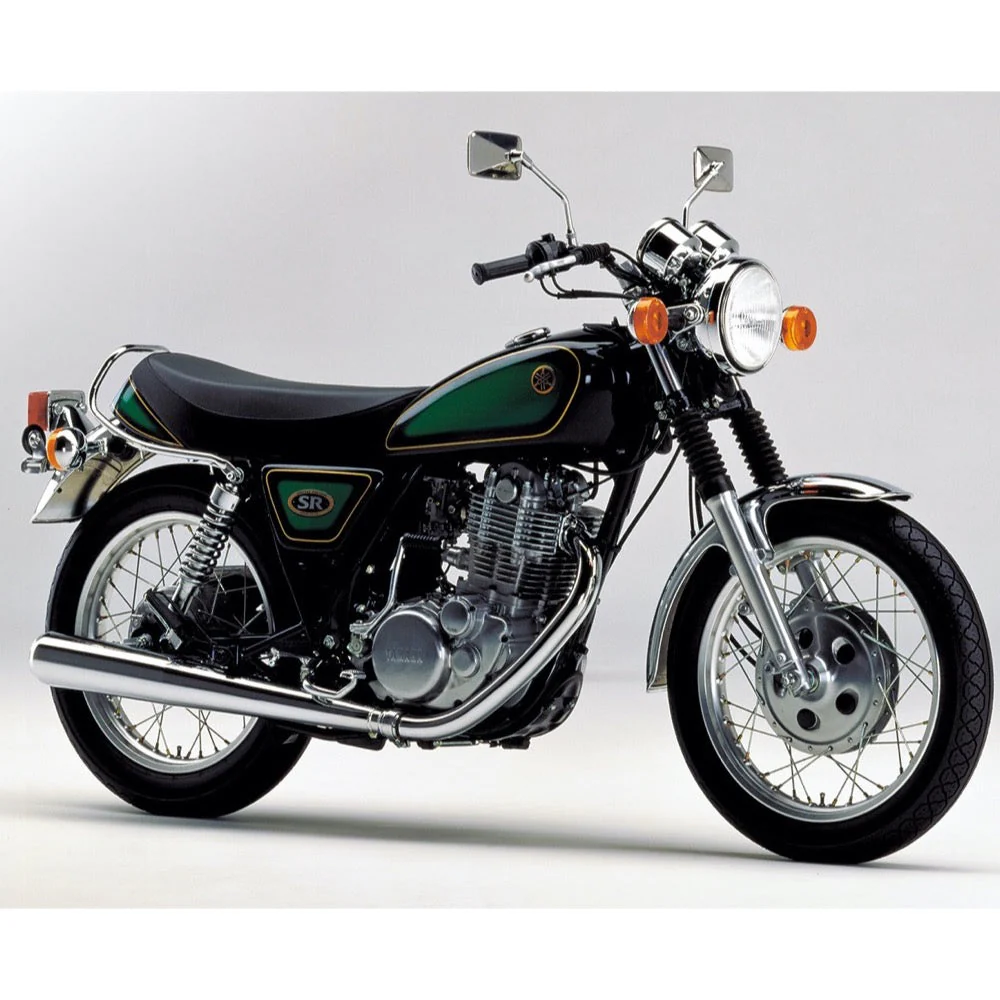 Aoshima A006566 1/12 Yamaha 1Jr Sr400S Limited Edition '95 With Custom Parts - Image 4
