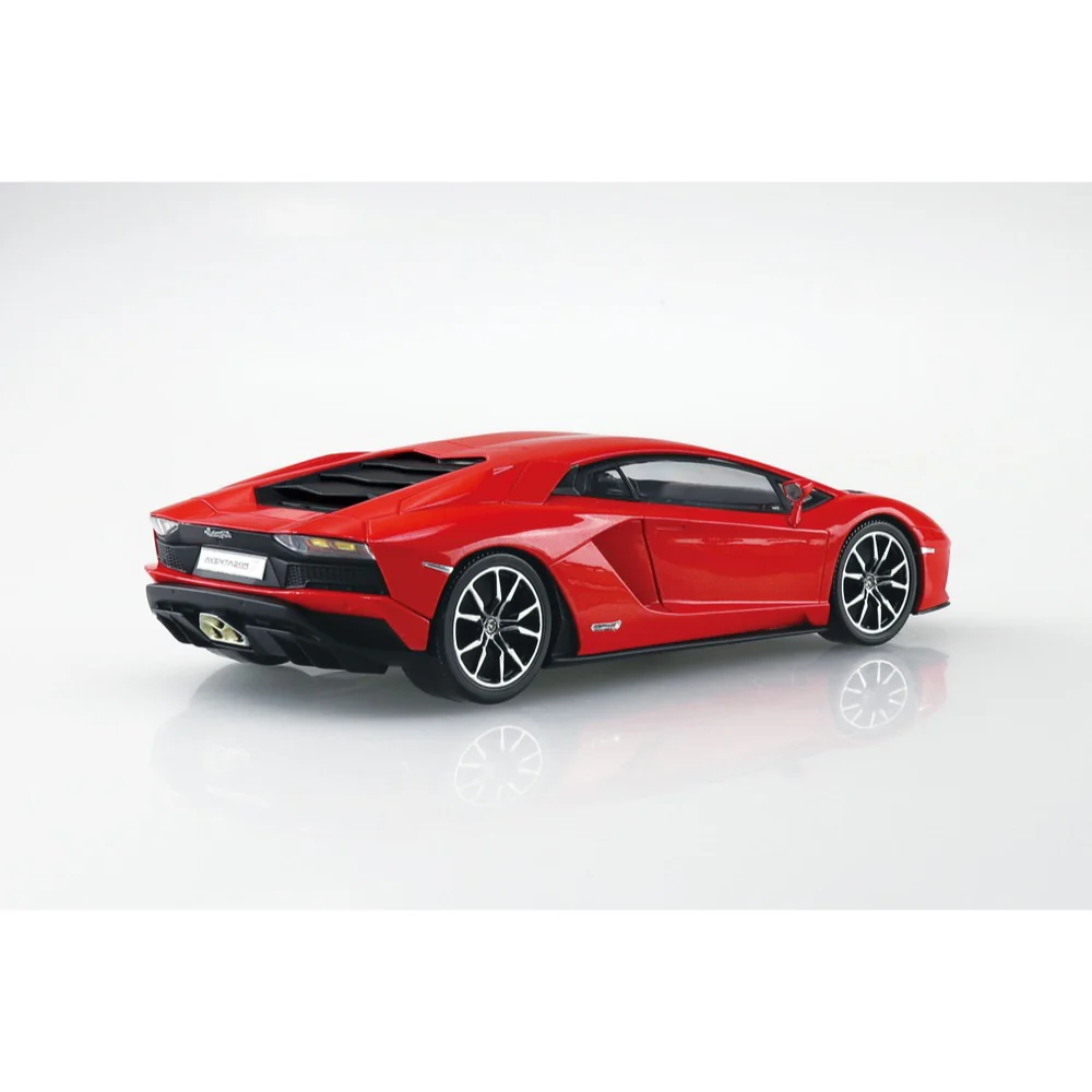 Aoshima A006816 1/32 Snap Lamborghini Aventador S (Pearl Red) - Image 3