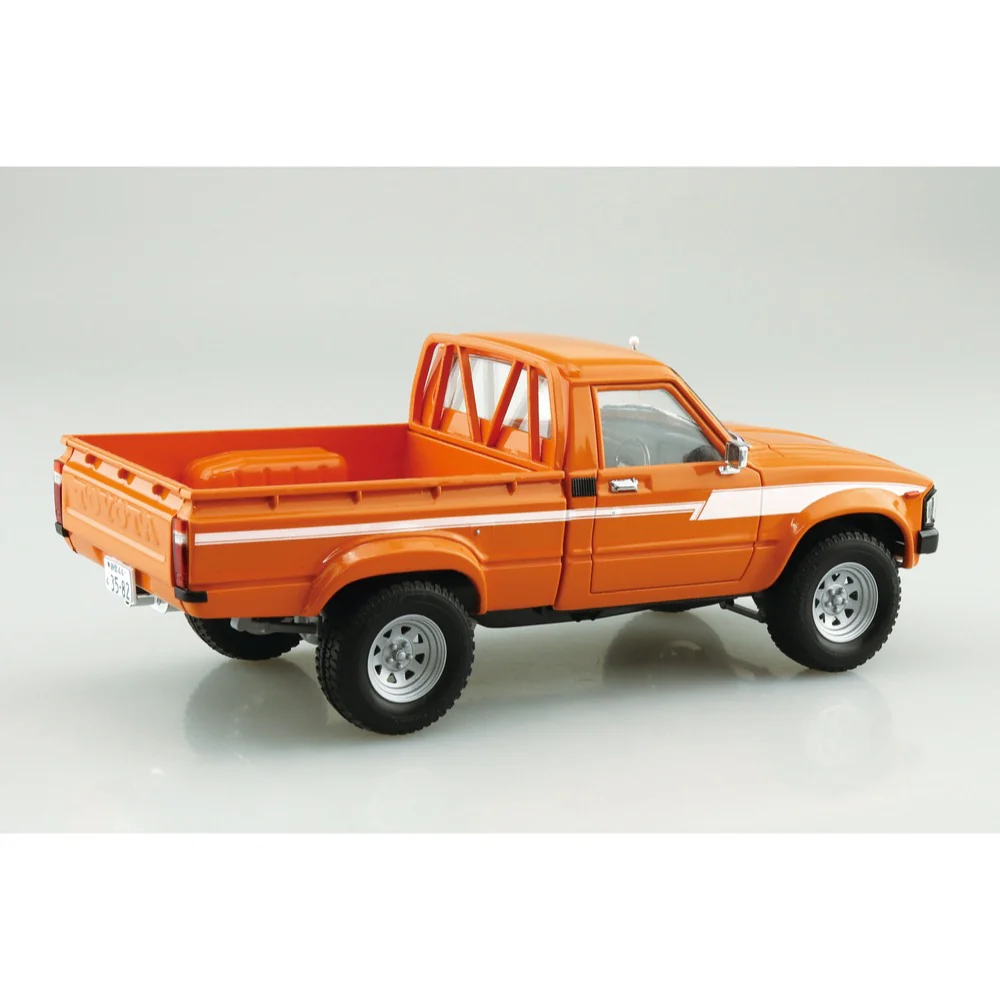 Aoshima A006849 1/24 Rn30 Hilux Lift Up Custom '78 (Toyota) - Image 3