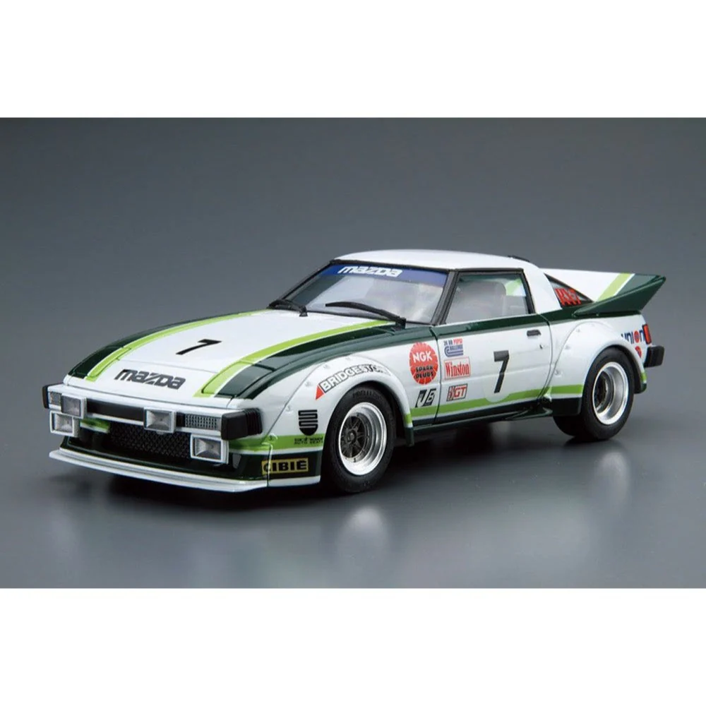 Aoshima A020059 1/24 Mazda SA22C RX-7 Daytona '79 - Image 2