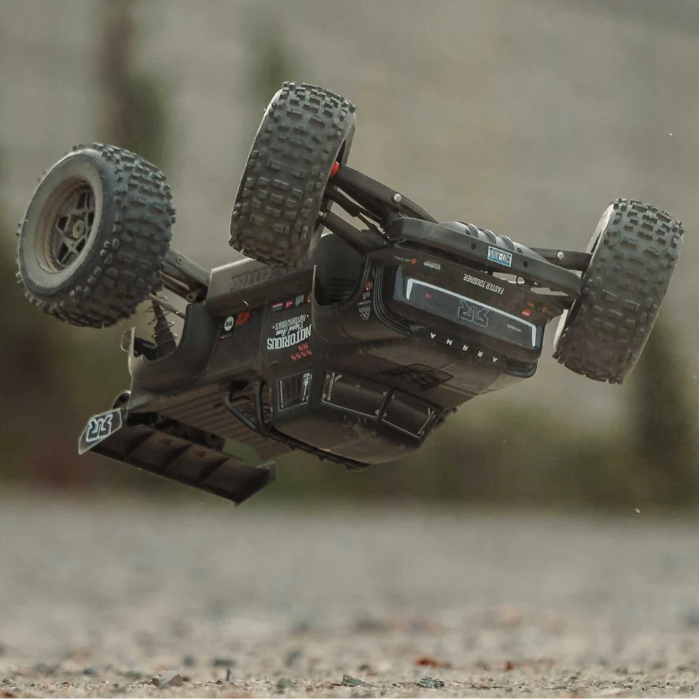 Arrma Notorious 6S BLX 4X4 1/8 Stunt Truck RTR Black ARA8611V6T1 - Image 17