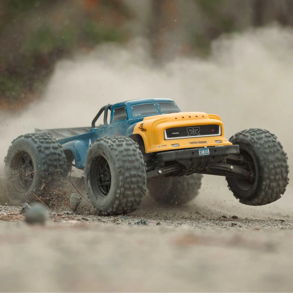 Arrma Notorious 6S BLX 4X4 1/8 Stunt Truck RTR Blue ARA8611V6T2 - Image 16