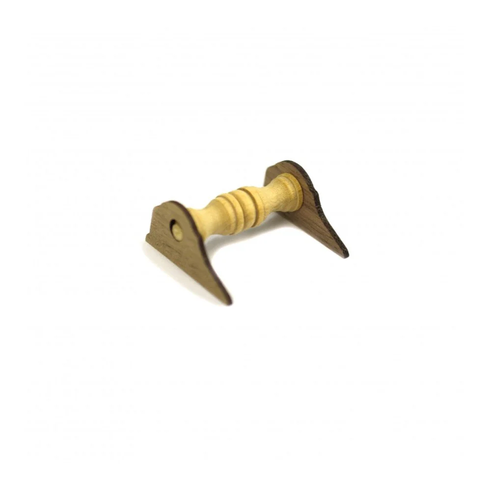 Artesania 8577 Capstan Horizontal 32mm Wooden Ship Accessory