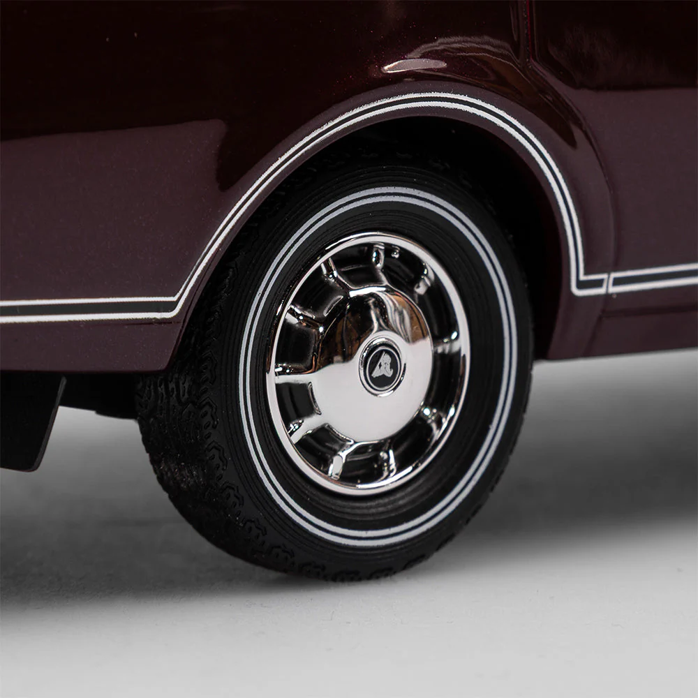Authentic Collectibles ACR18HKBB 1/18 1968 Holden HK Brougham Burgundy Maroon - Image 6