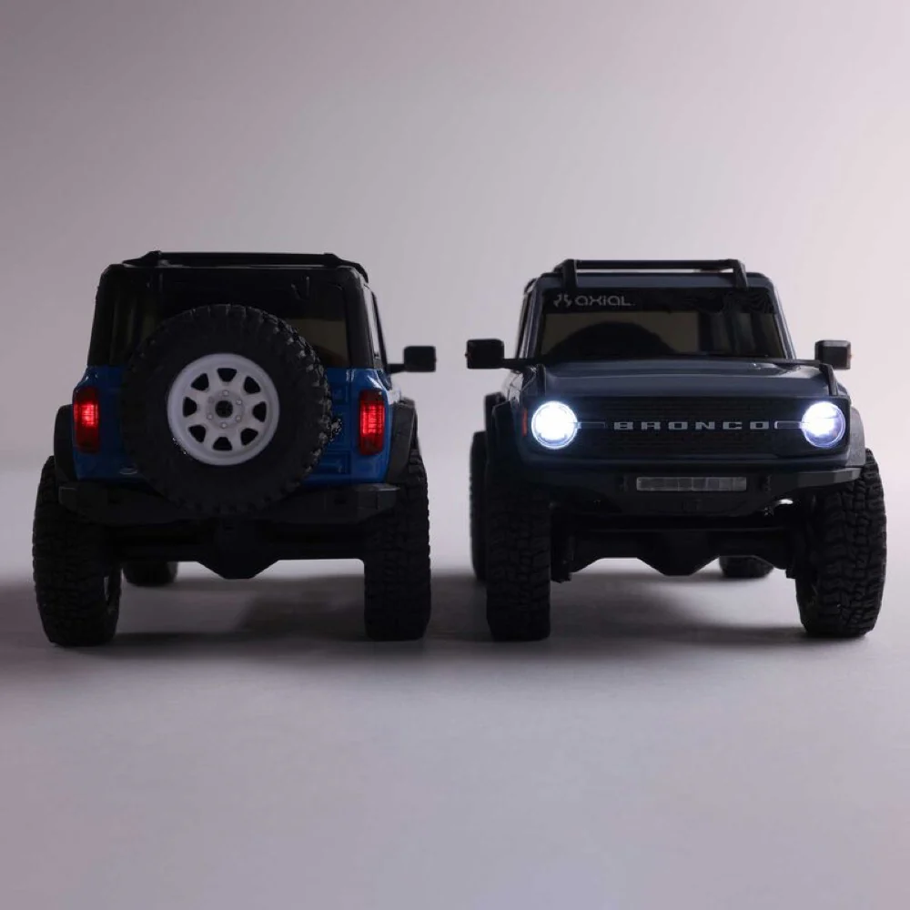 Axial 1/30 SCX30 Ford Bronco RC Rock Crawler (Grey) AXI-2048T2 - Image 6