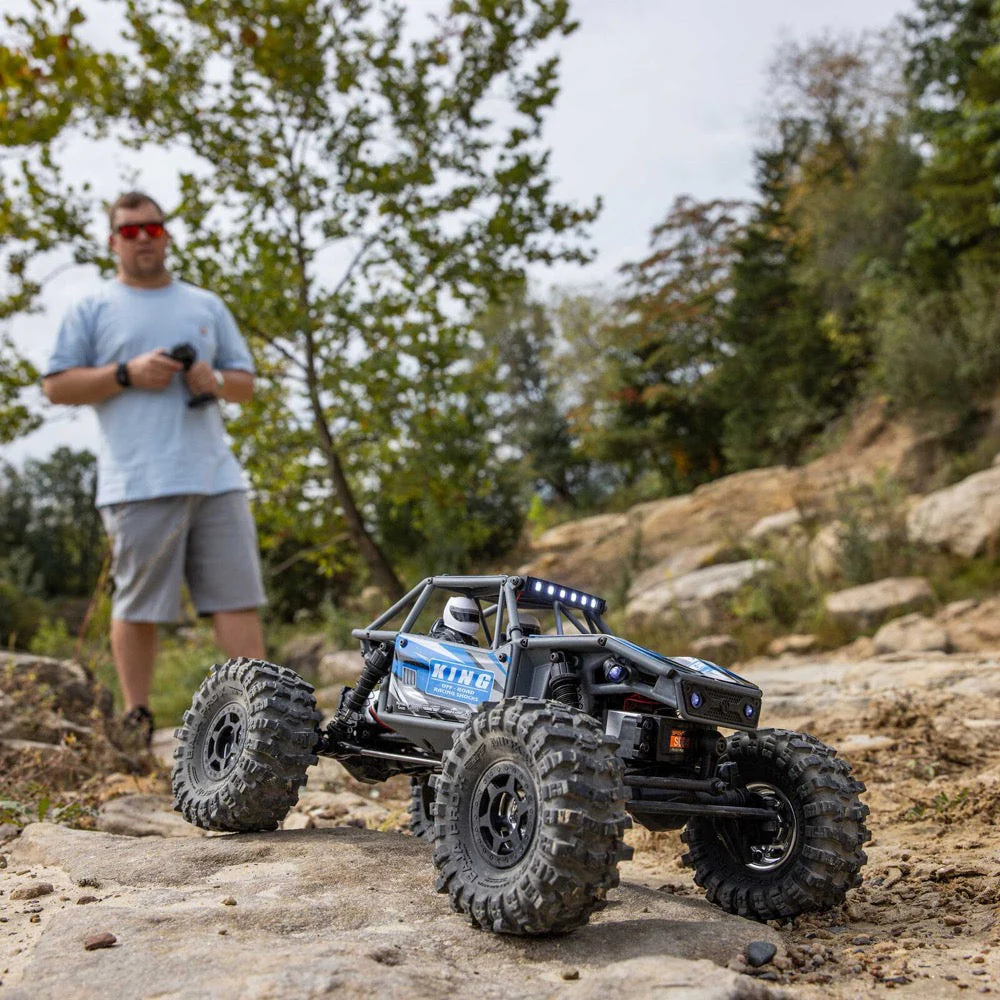 Axial AXI-1750T1 UTB18 Capra 1/18 4WS Rock Crawler RTR Blue - Image 18