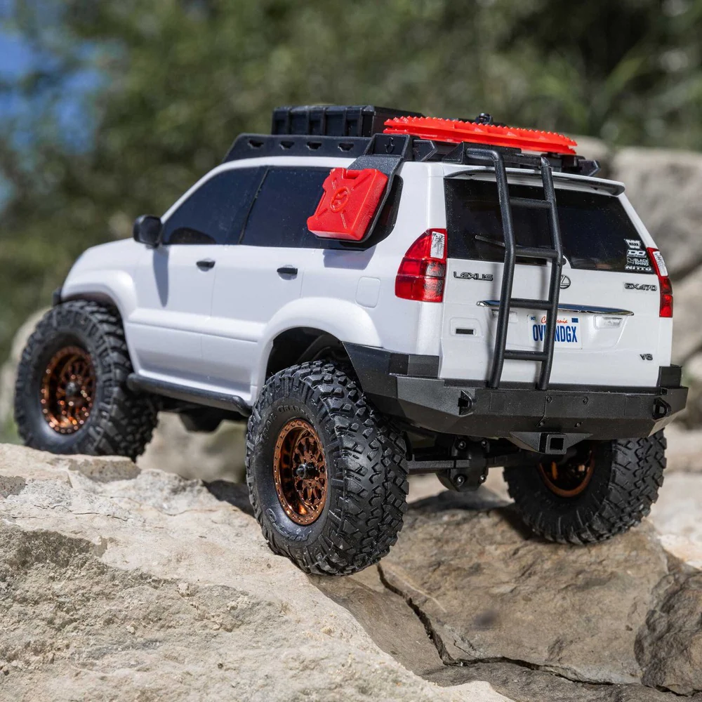 Axial Lexus GX470 SCX24 4WD RC Crawler (White) 1532T1 - Image 17