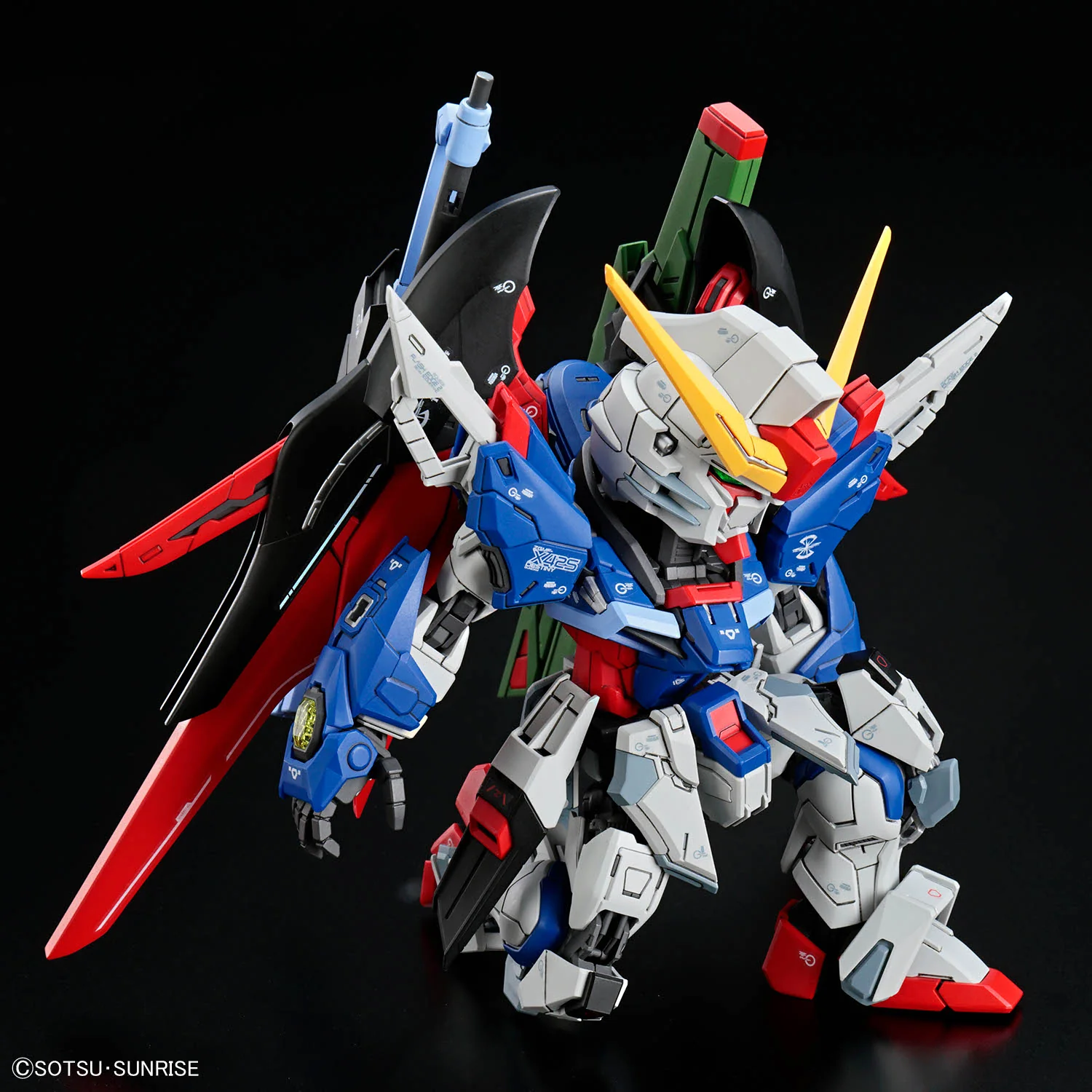 Bandai 5072027 MGSD Destiny Gundam - Image 4