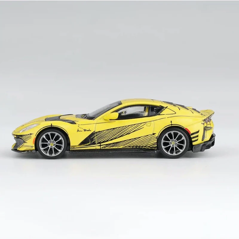 BBR FER64032 1/64 Ferrari 812 Competizione Tailor Made - Image 3