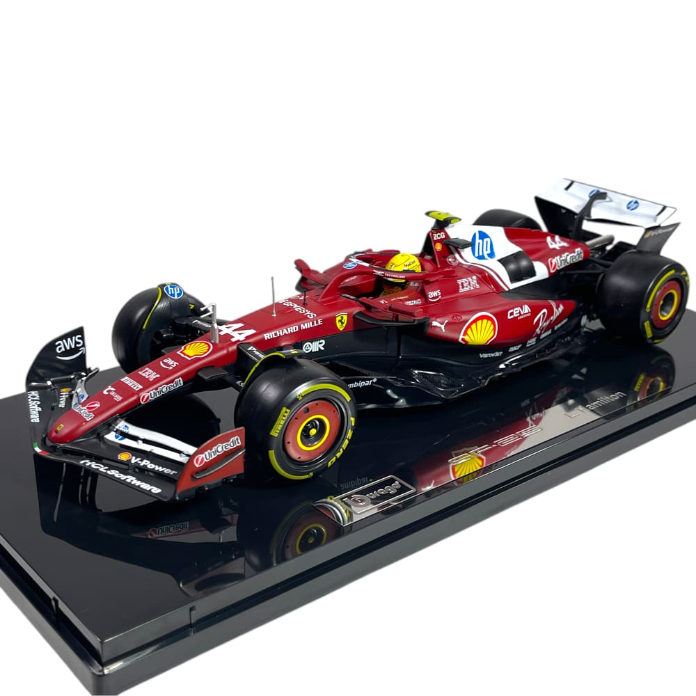Bburago 16822H 1/18 Ferrari SF-25 No.44 Lewis Hamilton with Showcase