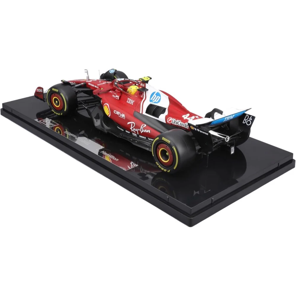 Bburago 16822H 1/18 Ferrari SF-25 No.44 Lewis Hamilton with Showcase - Image 11