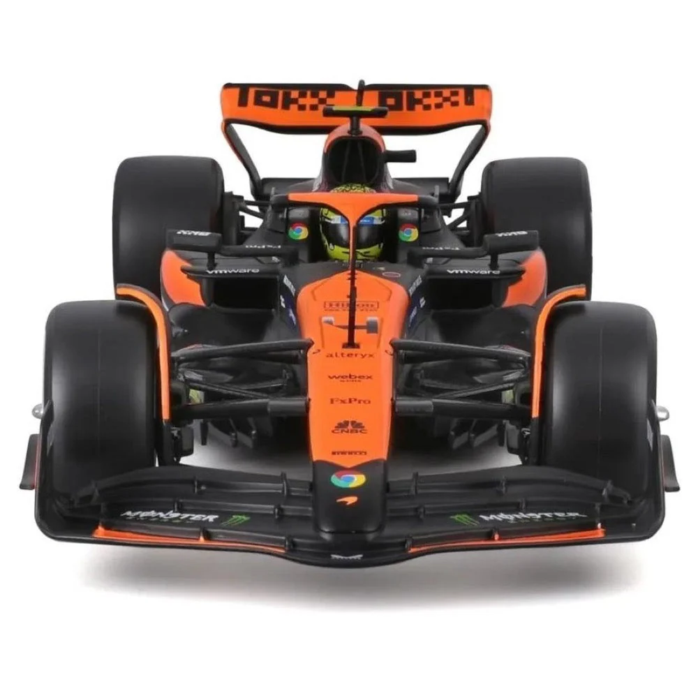 Bburago 28033N 1/24 2024 F-1 McLaren MCL38 No.4 Norris in Showcase - Image 3