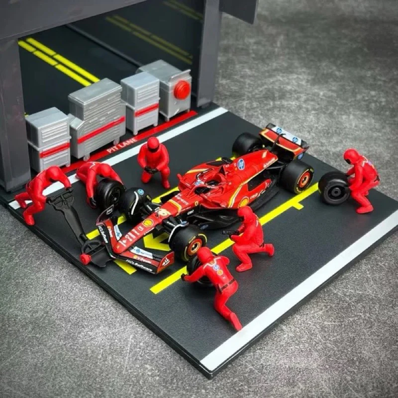 Bburago 36862 1/43 2024 Ferrari No.16 Charles Leclerc Pit Pass Competition Set - Image 16