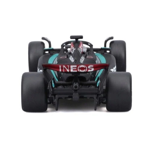 Bburago 38208R1/43 2024 F-1 Mercedes-AMG W15 No.63 Russell - Image 4