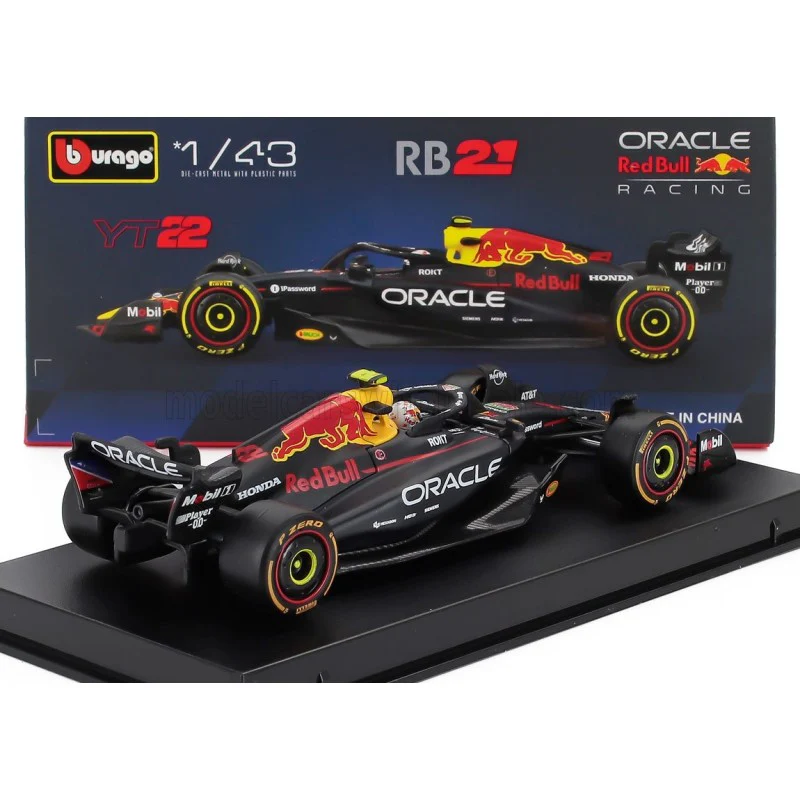 Bburago 38234T 1/43 RedBull Racing RB21 No.22 Yuki Tsunoda with Helmet and Showcase - Image 4