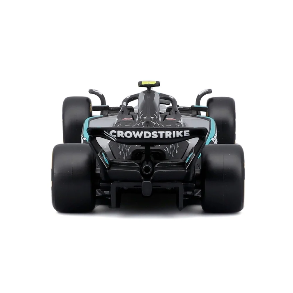 Bburago 38238A 1/43 Mercedes W16 No.12 Andrea Kimi Antonelli with Helmet and Showcase - Image 5