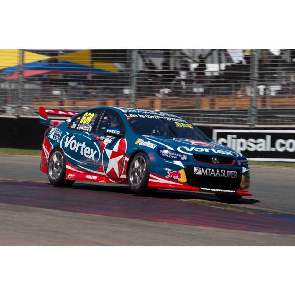 Biante B43H16L 1/43 Holden VF Commodore Team Vortex Craig Lowndes No.888 2016 Clipsal 500 Race 1 Record Breaking 251 Round Starts - Image 4