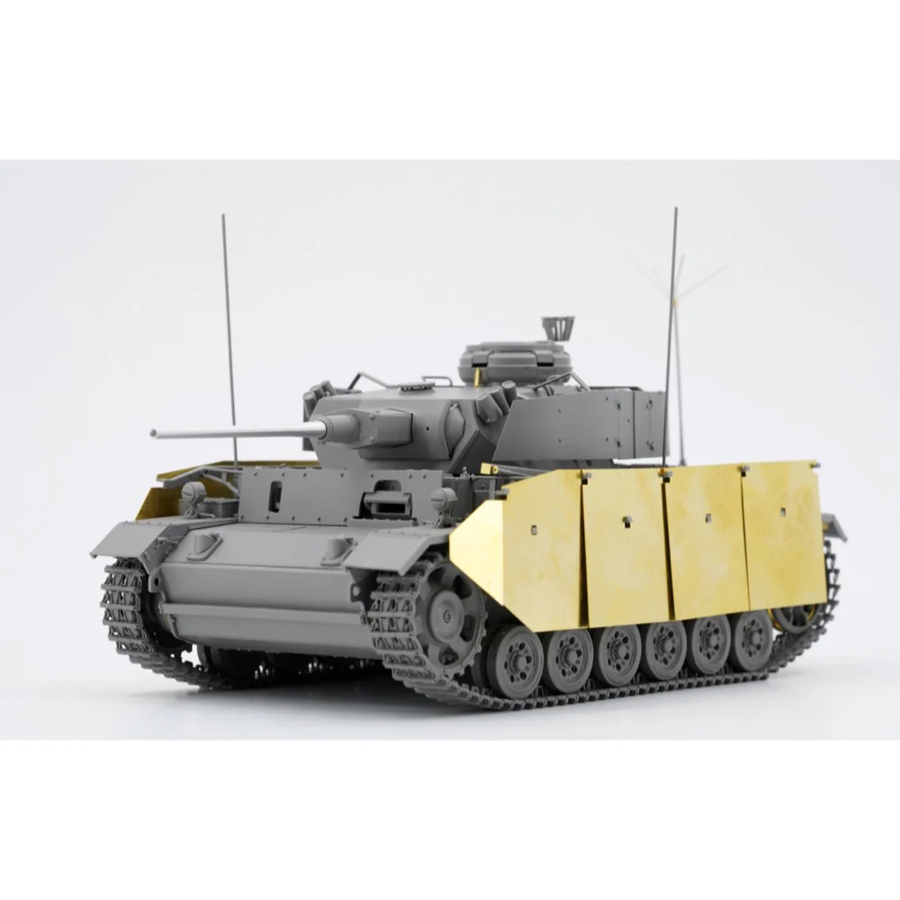 Border Model BT048 1/35 Pz.Bef.Wg.III Ausf.K 2in1 w/Schürzen - Image 5