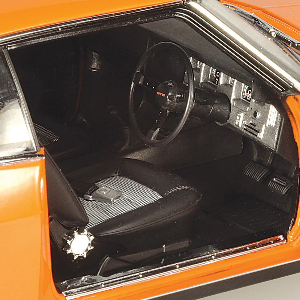 Classic Carlectables 18848 1/18 Holden HQ Monaro GTS The Lone O'Ranger - Image 7