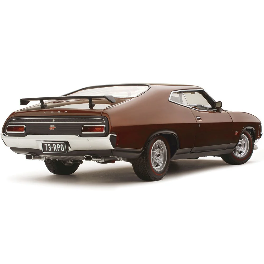 Classic Carlectables 18856 1/18 Ford XA Falcon RPO83 Walnut Glow - Image 4