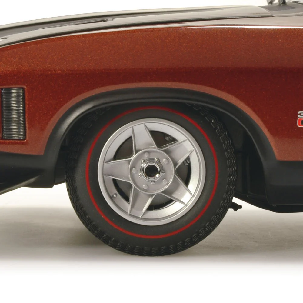 Classic Carlectables 18856 1/18 Ford XA Falcon RPO83 Walnut Glow - Image 5