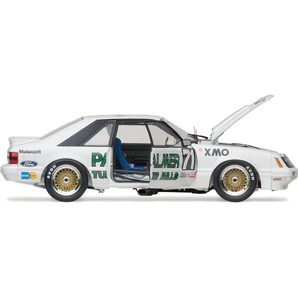 Classic Carlectables 18861 1/18 Ford Mustang GT 1984 Bathurst - Image 3