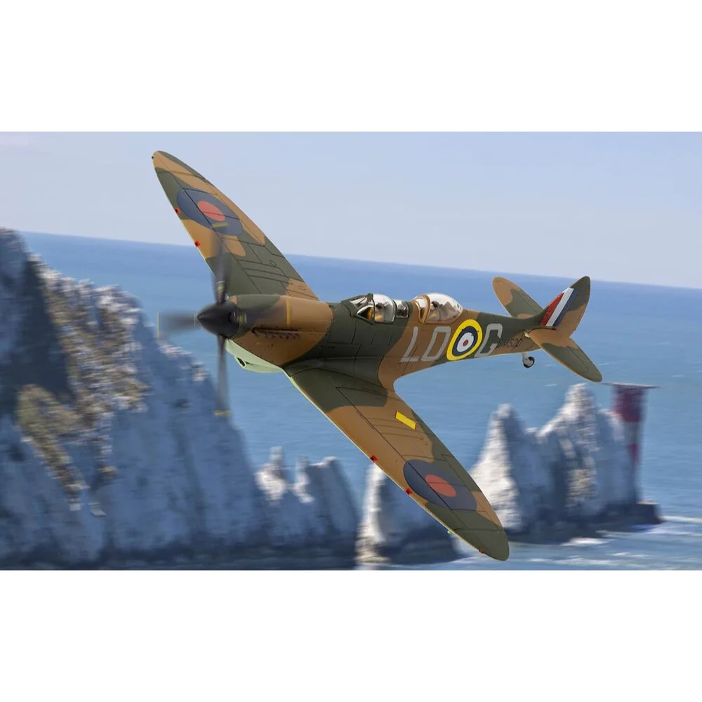 Corgi AA29203 1/72 Supermarine Spitfire T9 SM520 Spitfires.com Goodwood Aerodrome - Image 7