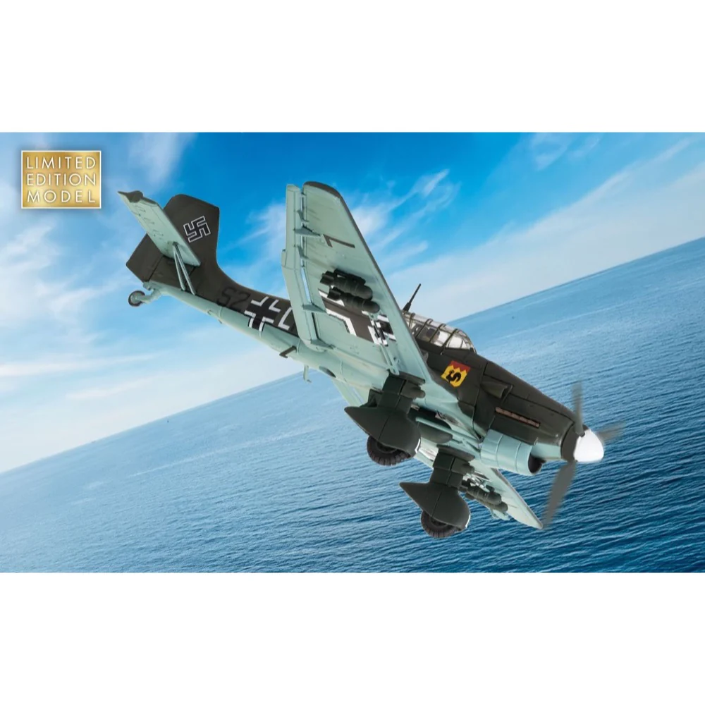 Corgi AA32520 1/72 Junkers Ju87B-1 Stuka Uffz Pittroff and Uffz Scubert Battle of Britain - Image 2