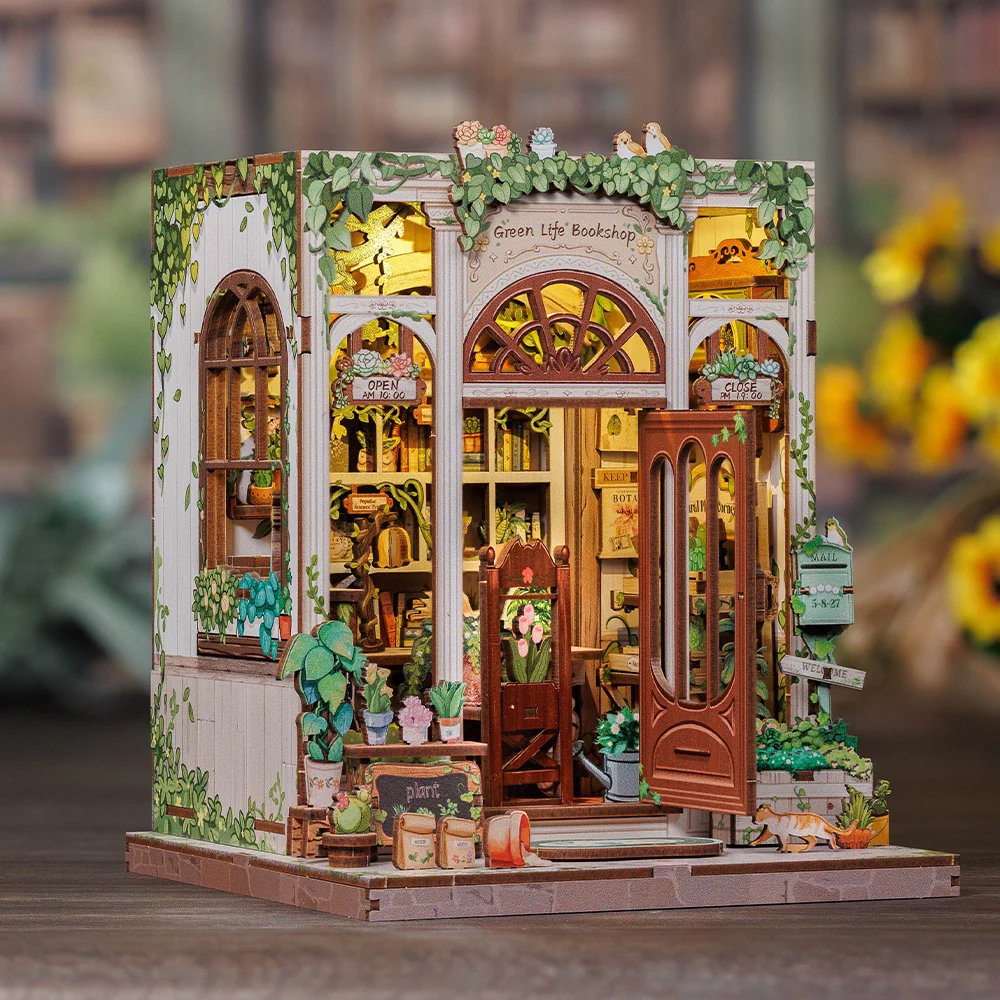 CuteBee Green Life Bookshop DIY Kit - Image 4