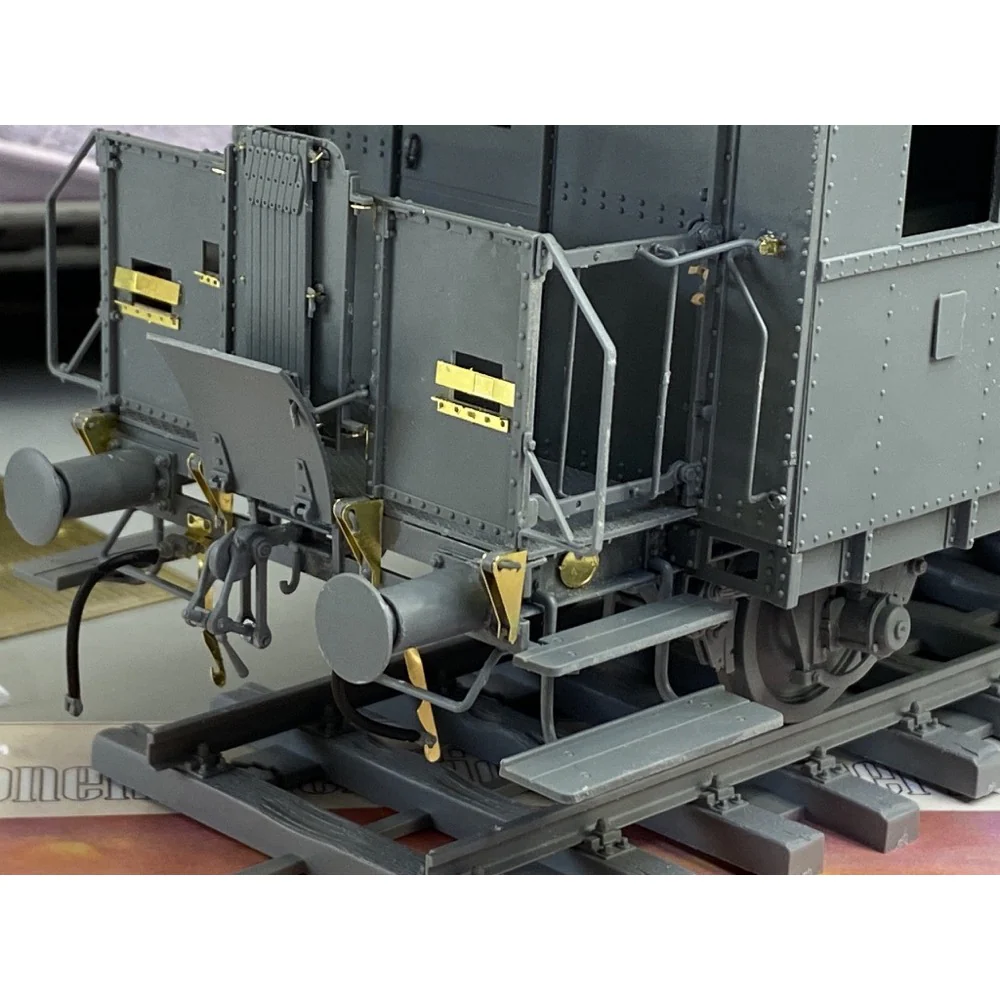 Das Werk 1/35 Cid-27 Passenger Carriage - Image 6