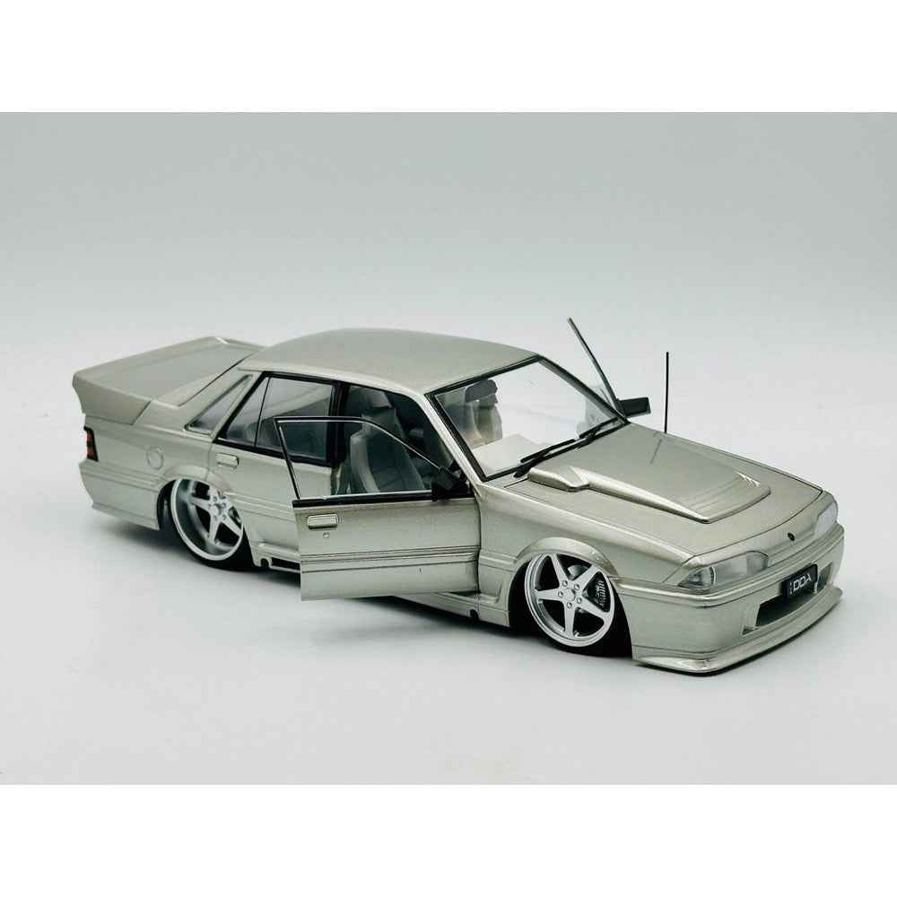 DDA S-AB-07 1/24 VL Custom Walkinshaw Sfragismeno - Image 3