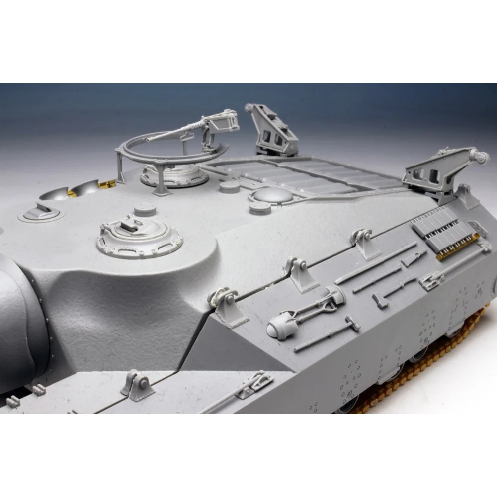 Dragon 6825 1/35 T95 Super Heavy Tank (2 In 1) - Image 9