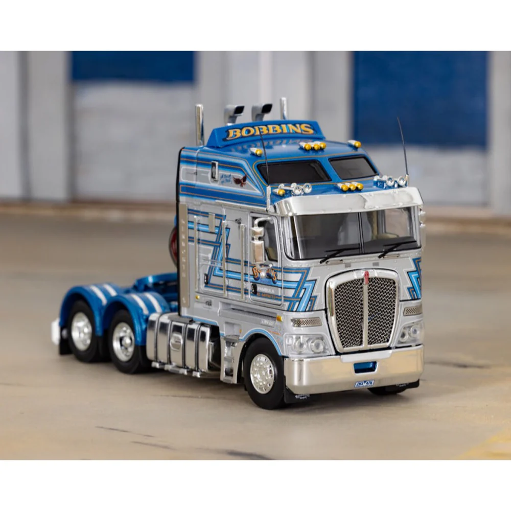 Drake Z01532 1/50 K200 Truck Bobbins Transport 2.8 Cabin - Image 9