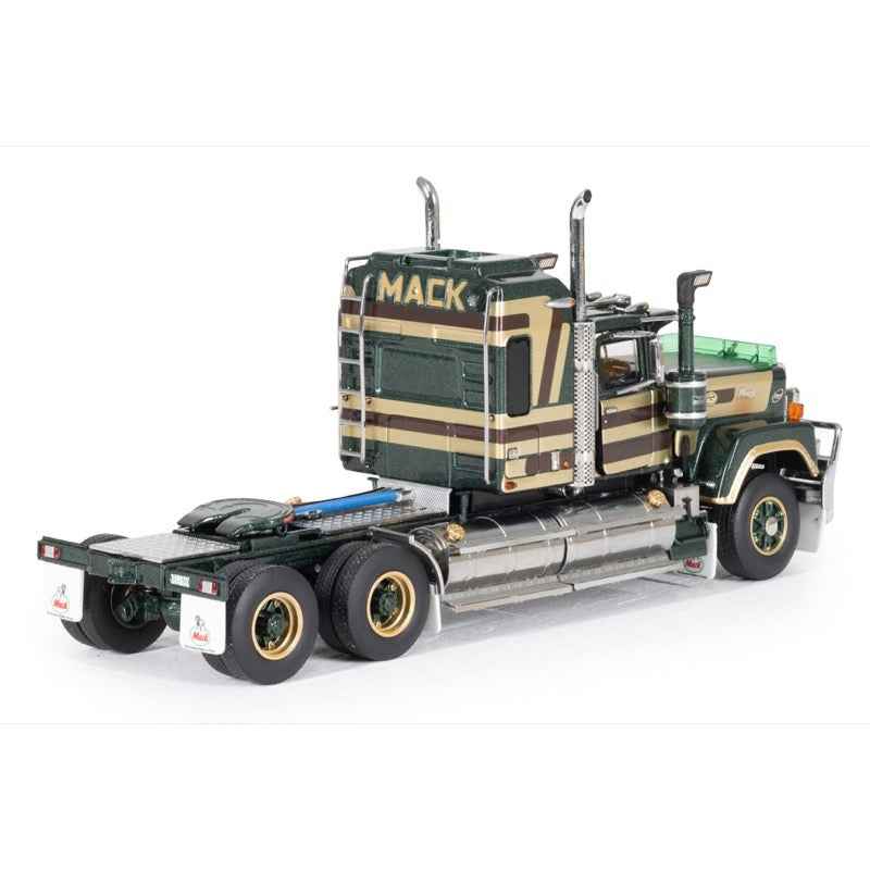 Drake Z88007 1/50 Mack Bicentennial Superliner Captain Cook - Image 5