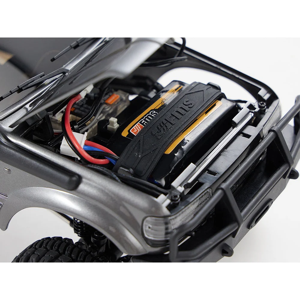 FMS 1/18 Toyota Land Cruiser 80 RTR Yellow V2 - Image 18