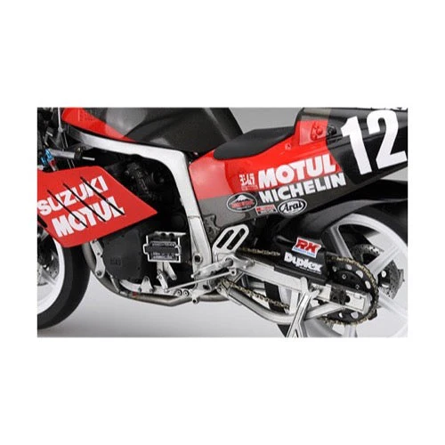 Fujimi 1/12 Suzuki YOSHIMURA GSX-R750 Bike-No2 14126 - Image 5