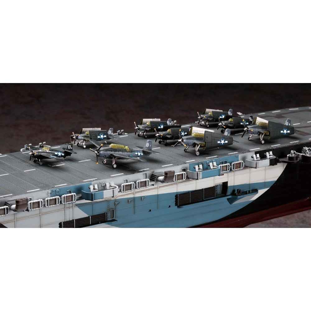 Hasegawa 40027 1/350 U.S. Navy Escort Carrier USS Gambier Bay CVE-73 - Image 8