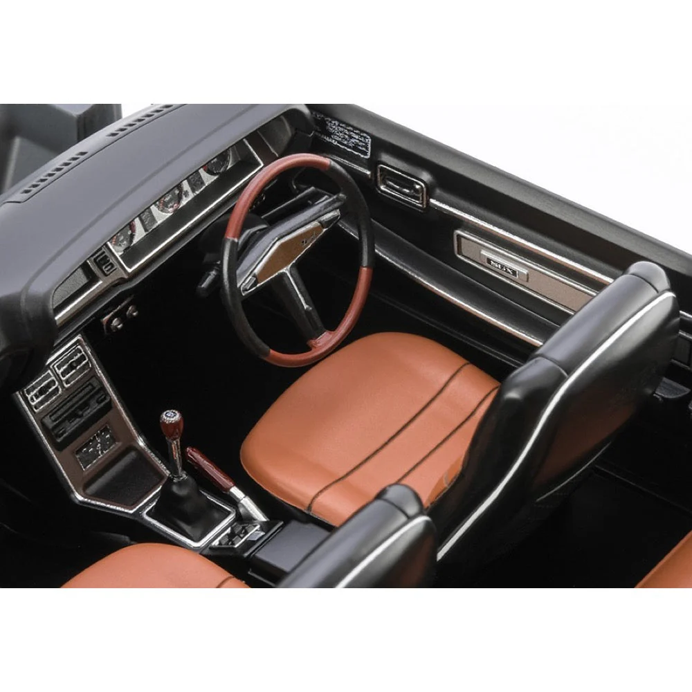 Hasegawa 21167 1/24 Nissan Laurel Ht 2000SGX Khc130 Late Version 1973 - Image 8