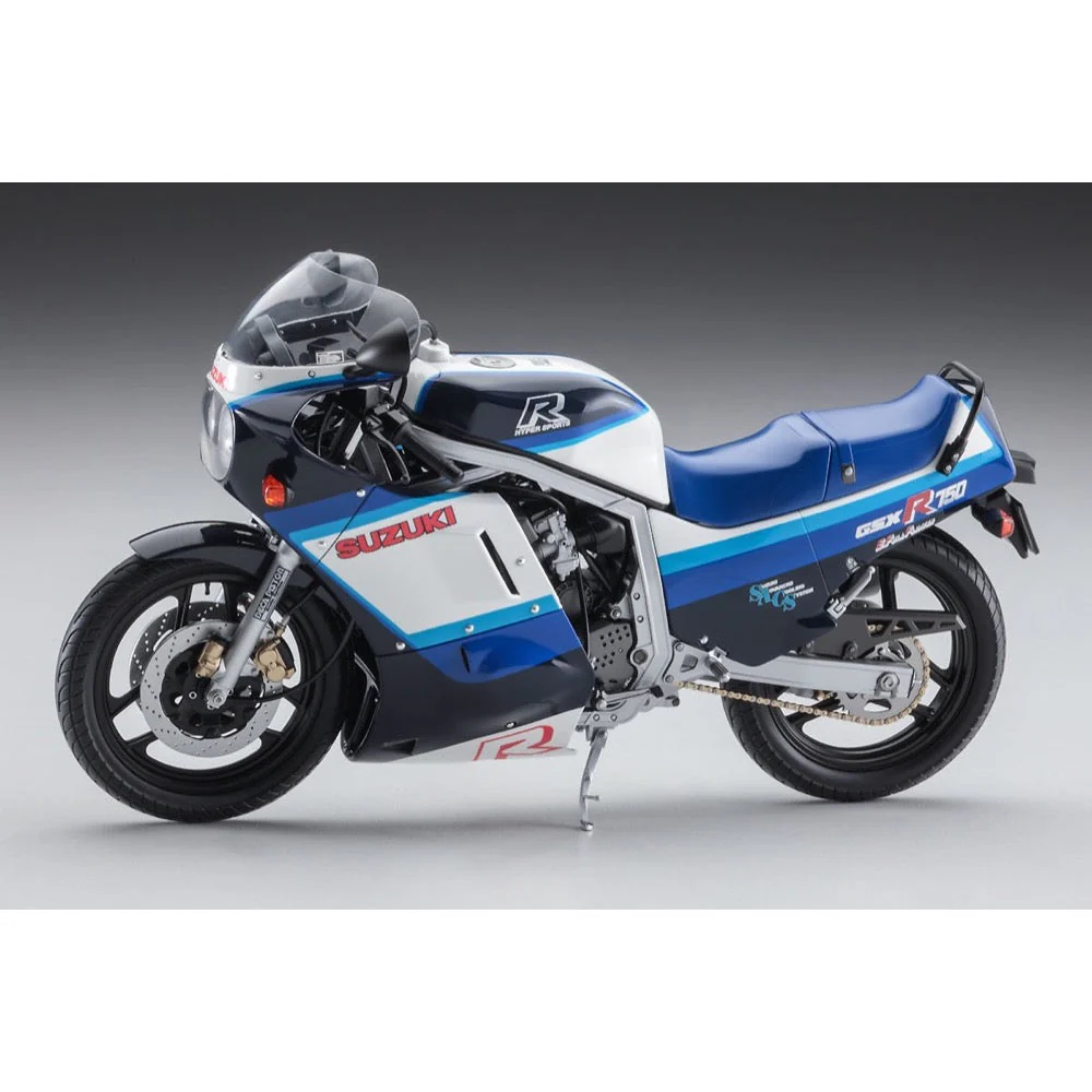 Hasegawa 21507 1/12 Suzuki GSX-R750GGR71G - Image 3