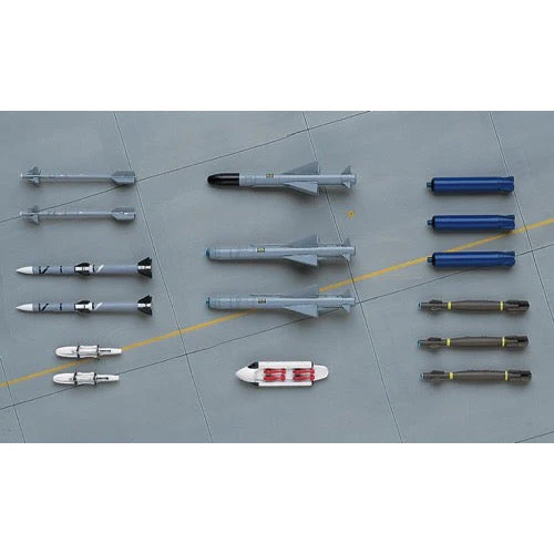 Hasegawa 36010 1/48 J.A.S.D.F. Weapons Set A - Image 2