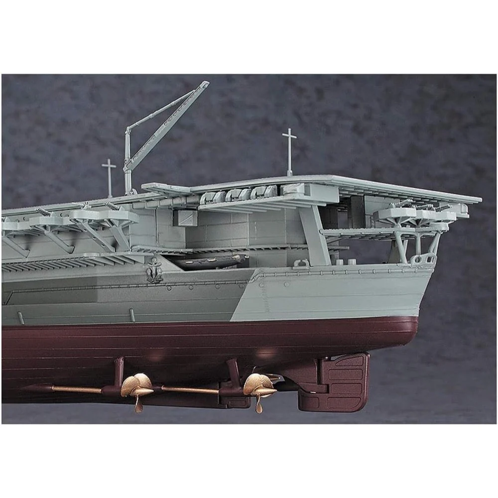 Hasegawa 40153 1/450 IJN Aircraft Carrier Shinano - Image 8