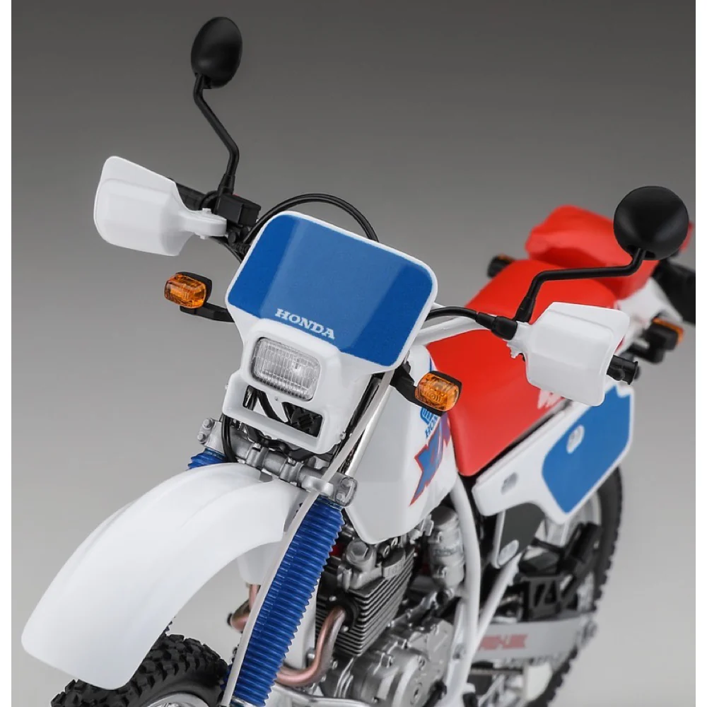 Hasegawa H21518 1/12 Honda XLR250R MD22 1991 - Image 6